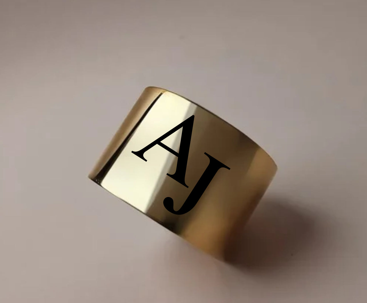 Bespoke Cigar Ring for Ms A