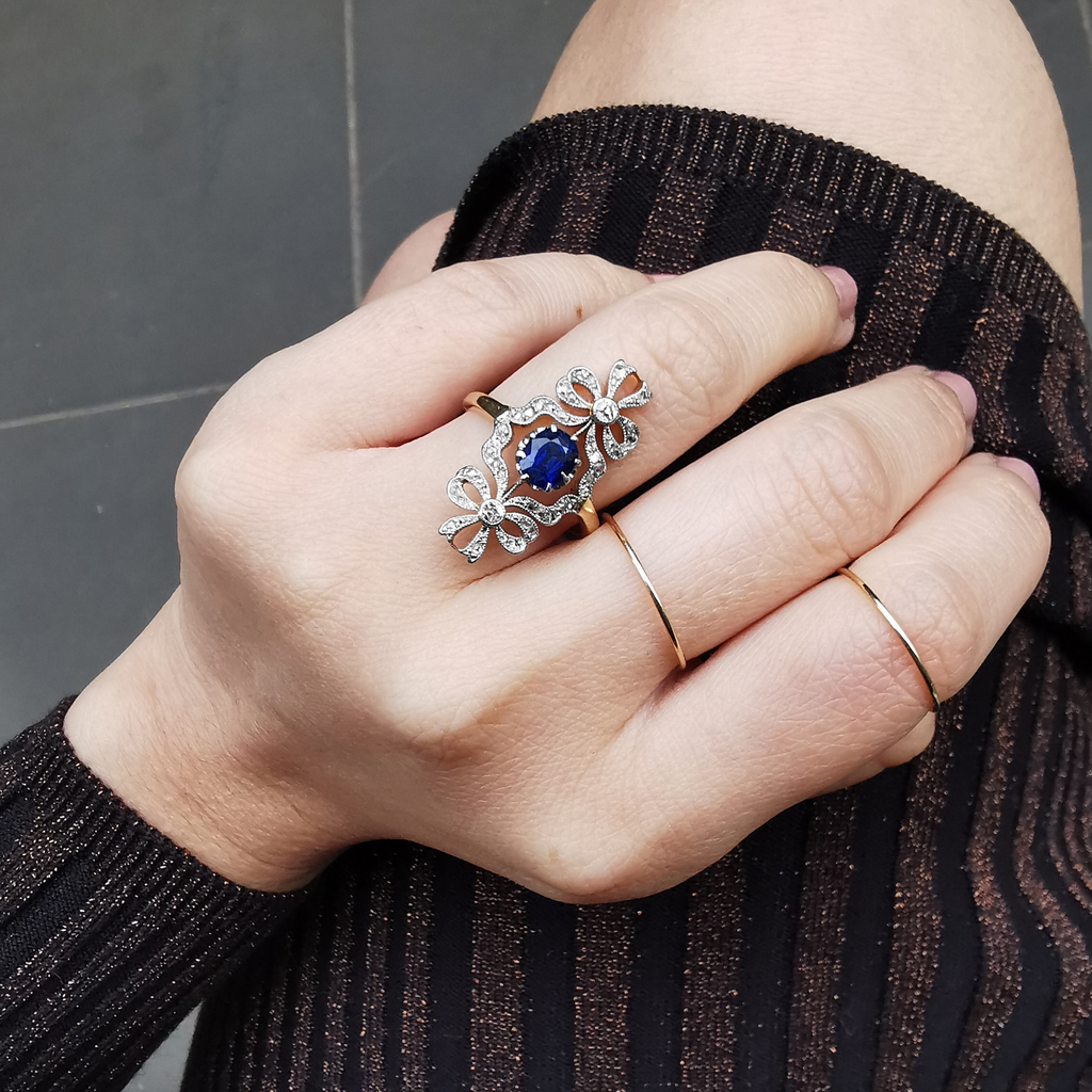 Platinum, Sapphire and Diamond Ribbon Ring