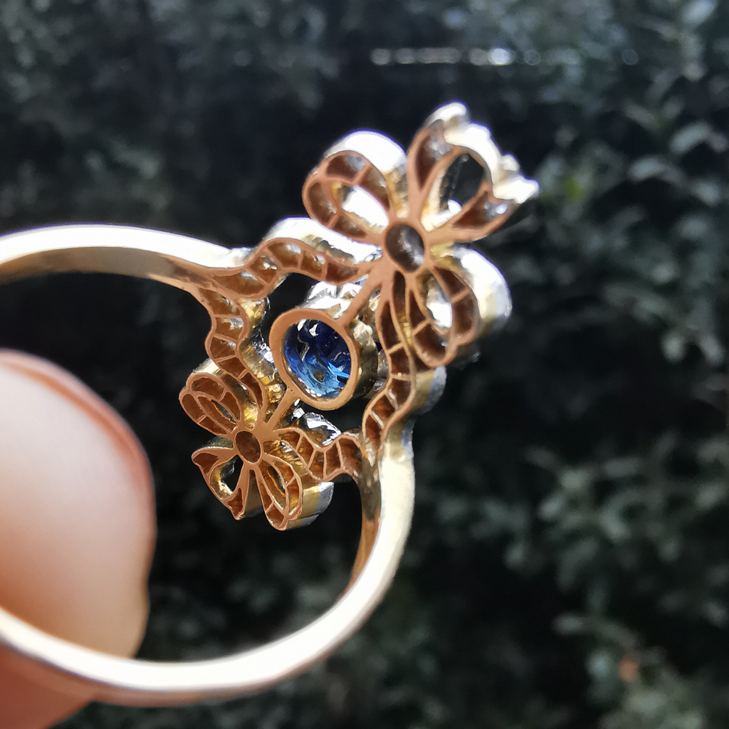 Platinum, Sapphire and Diamond Ribbon Ring